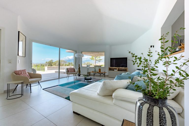Louer une villa proche du Cabanon Bleu