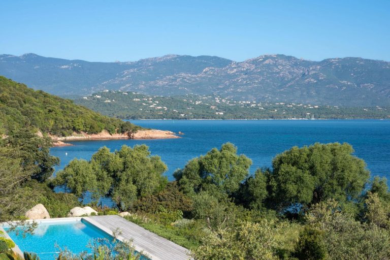 Porto-Vecchio, Pavellone villa pieds dans l'eau à louer