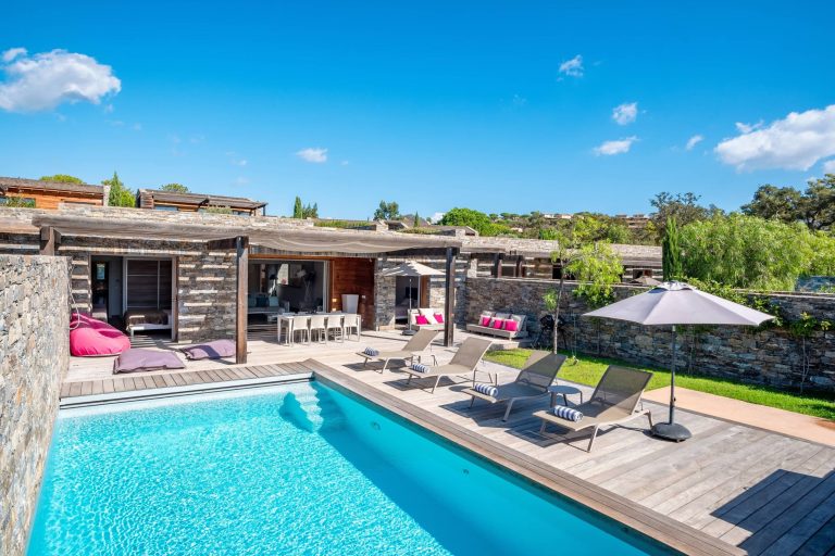 Villa à louer à Santa Giulia