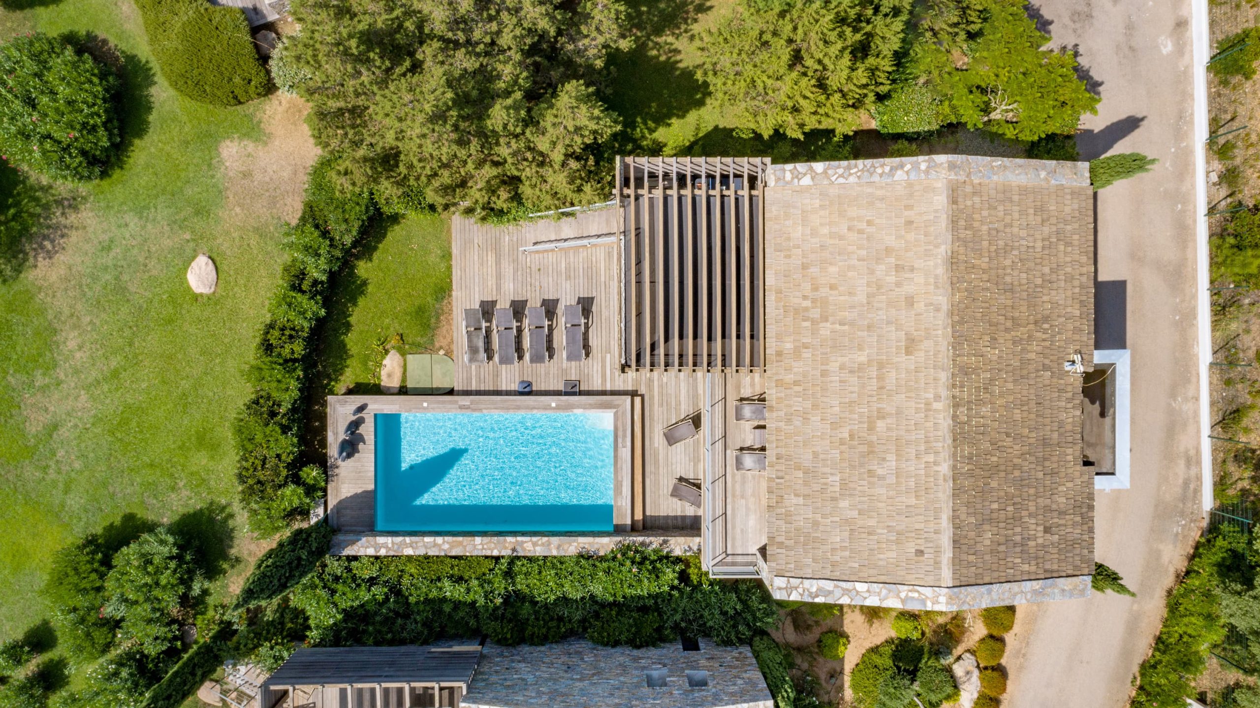 Louez une villa avec accès plage à Santa Giulia