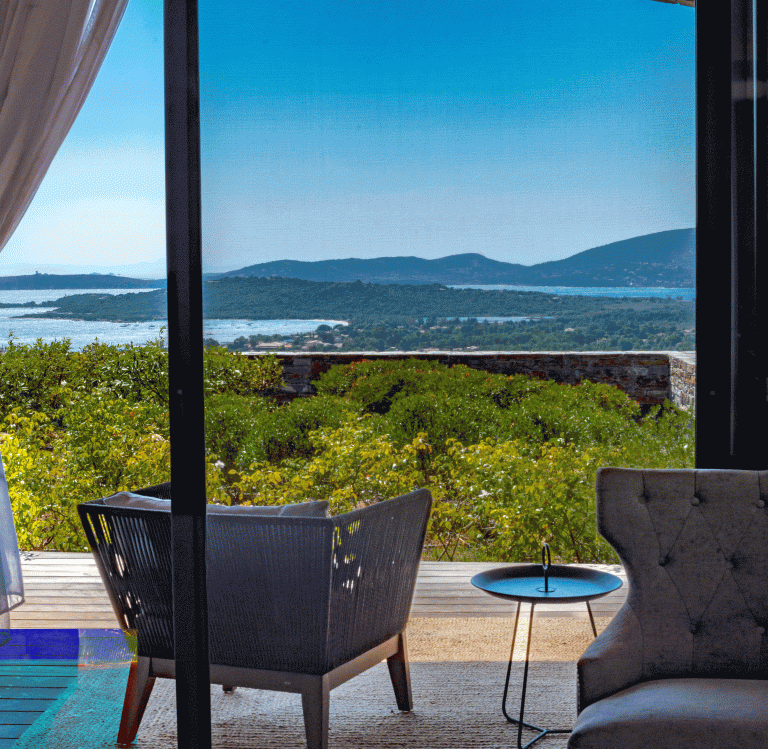 A louer Porto-Vecchio villa avec splendide panorama