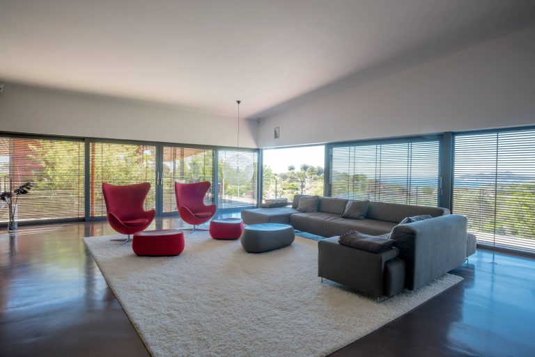 Propriété moderne à louer à Porto-Vecchio