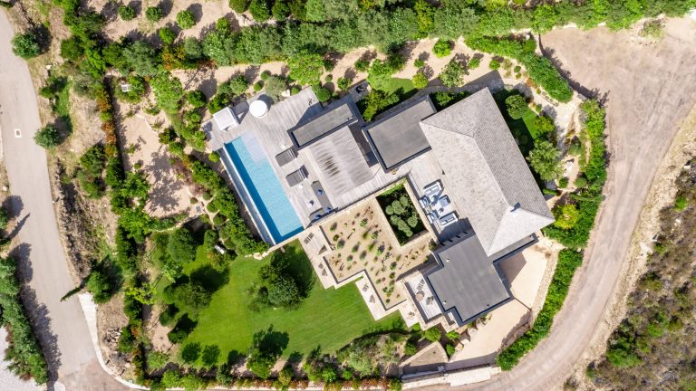 Palombaggia, Parc des Îles, recent villa for rent