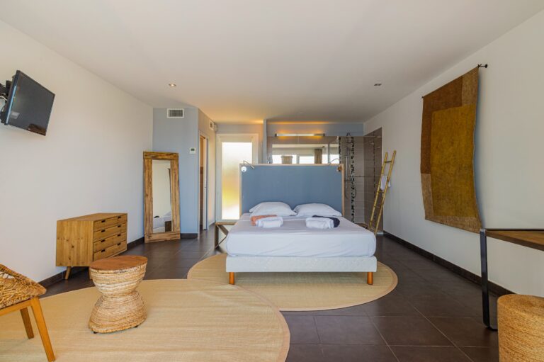 Waterfront rentals in Coti-Chiavari