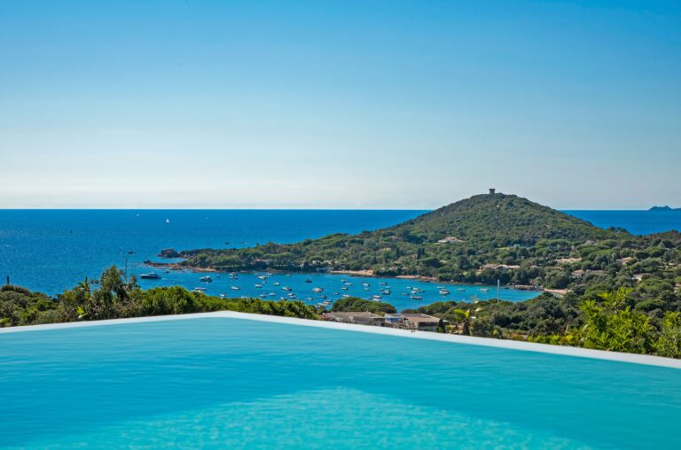 An architect-designed villa overlooking Isolla