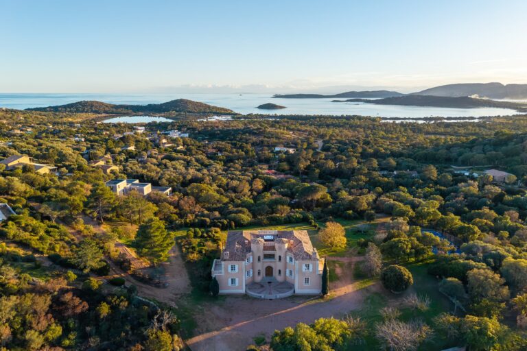 Villa de caractère à louer – Saint-Cyprien