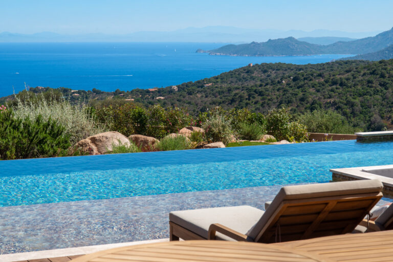 villa location Palombaggia piscine